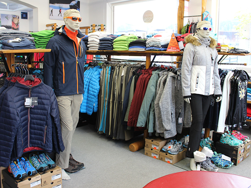 Skibekleidung, Apres–Schuhe, Langlaufbekleidung, Wanderbekleidung, Bademode ... uvm.